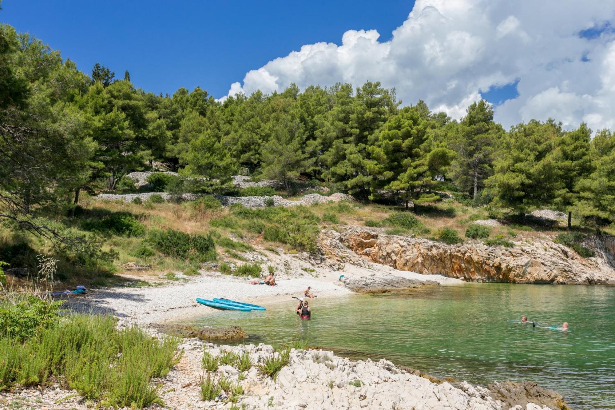 Apartments By The Sea Slatine, Ciovo - 11126 Luaran gambar