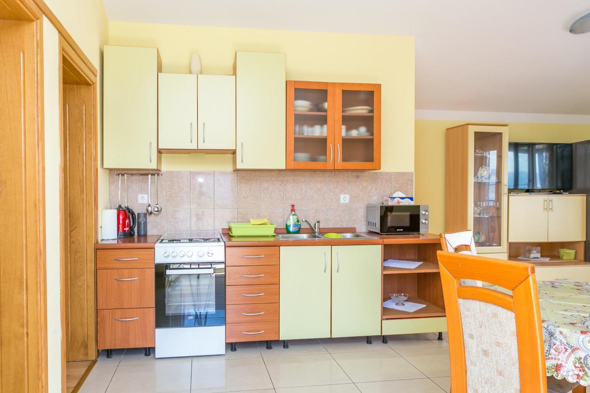 Apartments By The Sea Slatine, Ciovo - 11126 Bilik gambar