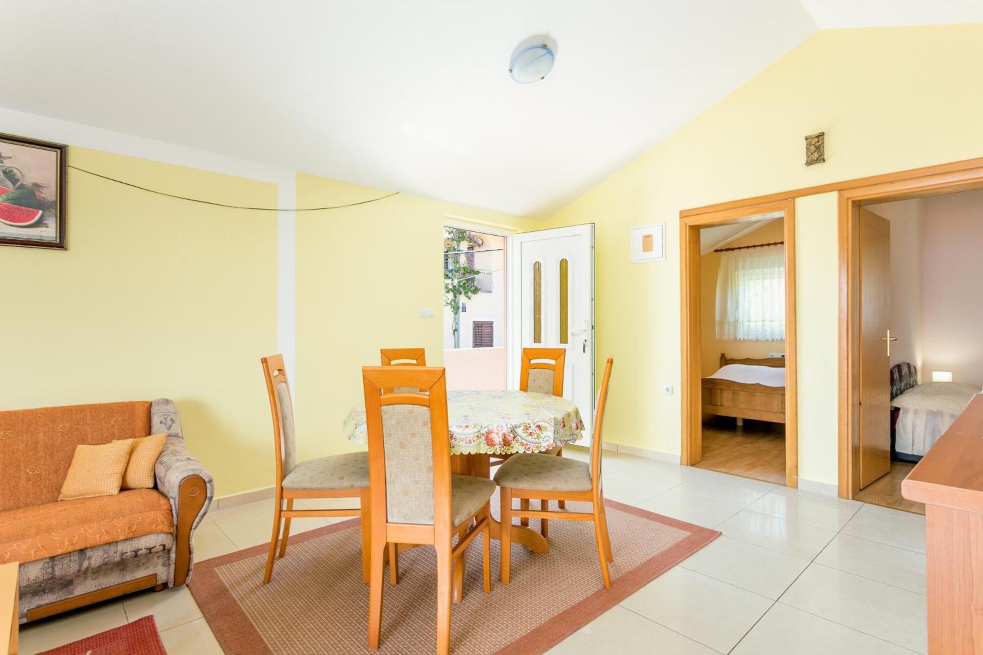 Apartments By The Sea Slatine, Ciovo - 11126 Bilik gambar